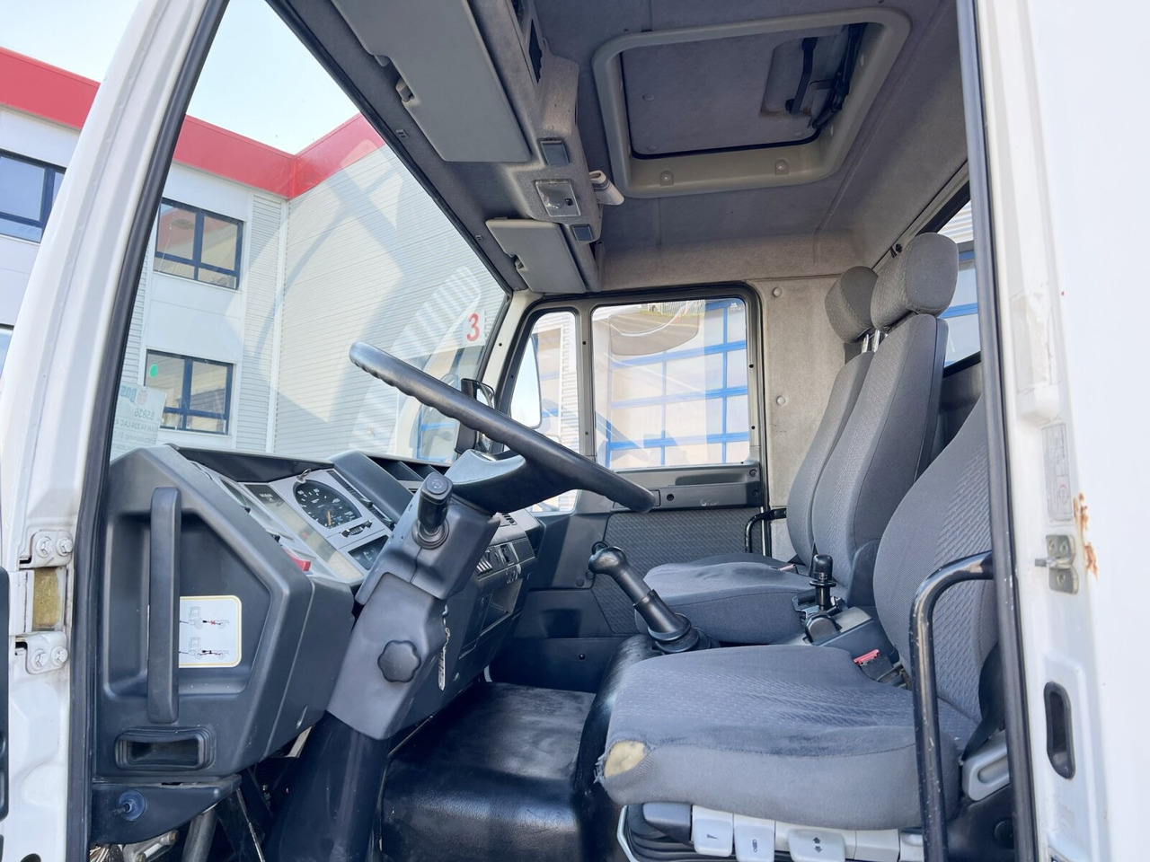 MAN 14.224 LAC 4x4 BB 14.224 LAC 4x4 BB mit Kran Atlas 100.1 - Автоманипулятор, Грузовик бортовой/ Платформа: фото 3 MAN 14.224 LAC 4x4 BB 14.224 LAC 4x4 BB mit Kran Atlas 100.1 - Автоманипулятор, Грузовик бортовой/ Платформа: фото 3