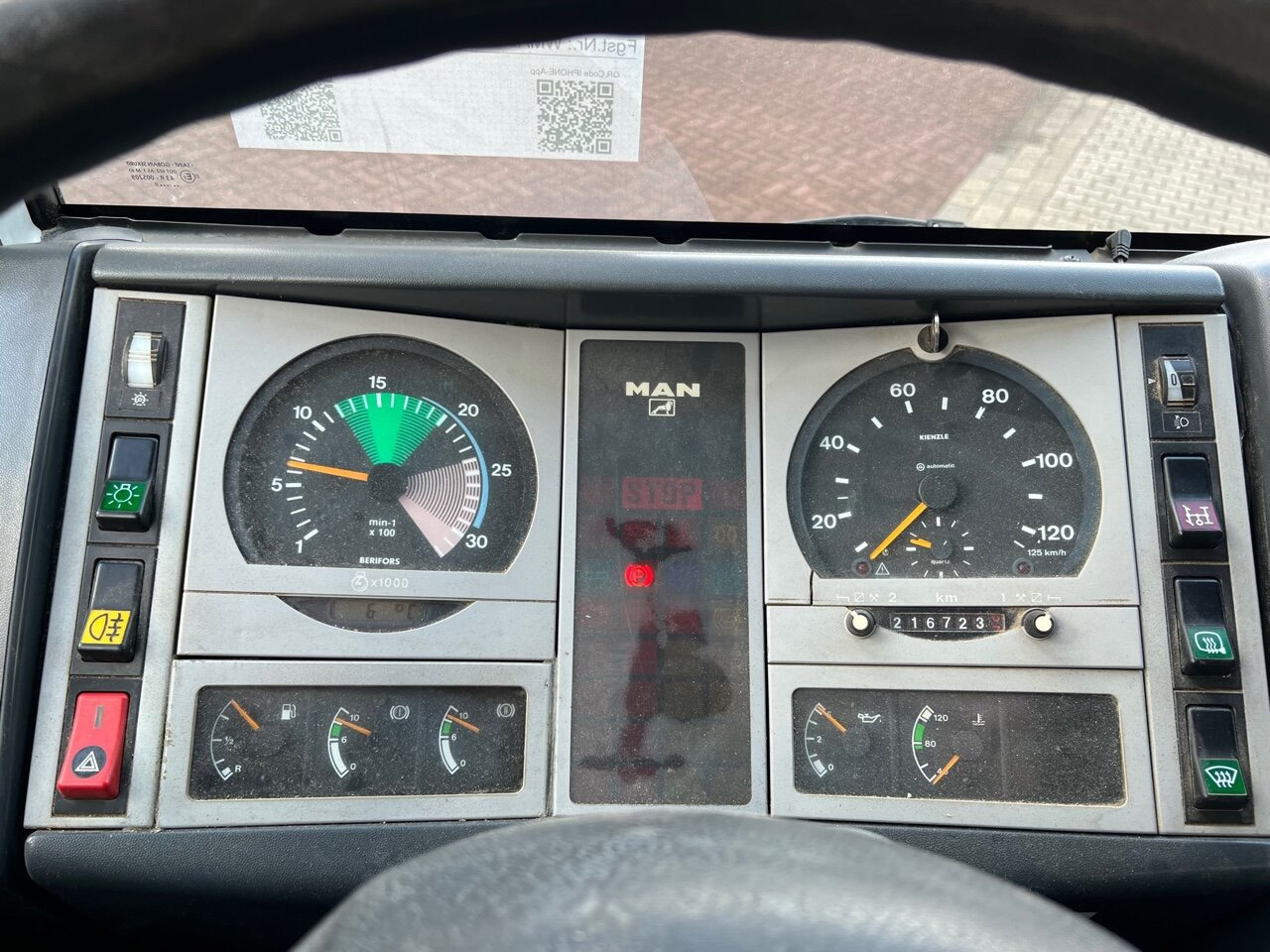 MAN 14.225 LAK 4x4 BB Doka 14.225 LAK 4x4 BB Doka, Winterdienstausstattung - Самосвал: фото 2 MAN 14.225 LAK 4x4 BB Doka 14.225 LAK 4x4 BB Doka, Winterdienstausstattung - Самосвал: фото 2