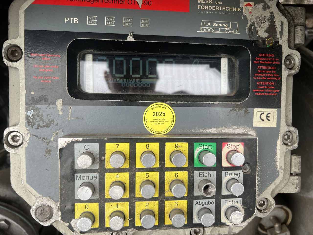 MAN TGA 26.400 6x2-4 BL TGA 26.400 6x2-4 BL, A1, Lenk-/Liftachse, ADR, Kässbohrer Tank ca. 20.820l, 3 Kammern - Грузовик-цистерна: фото 5 MAN TGA 26.400 6x2-4 BL TGA 26.400 6x2-4 BL, A1, Lenk-/Liftachse, ADR, Kässbohrer Tank ca. 20.820l, 3 Kammern - Грузовик-цистерна: фото 5