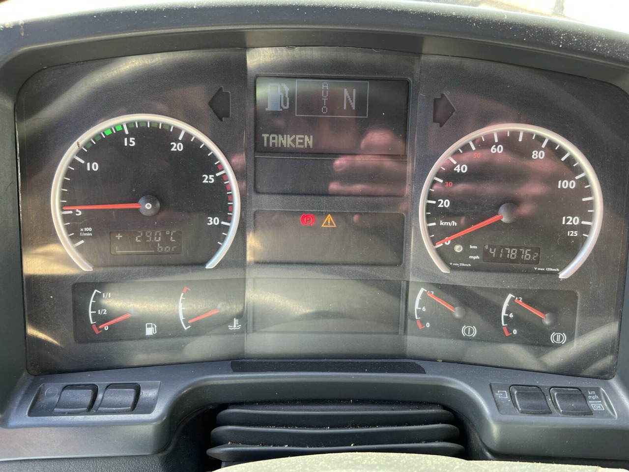 MAN TGA 26.430 6X4 BL TGA 26.430 6X4 BL - Грузовик-шасси: фото 4 MAN TGA 26.430 6X4 BL TGA 26.430 6X4 BL - Грузовик-шасси: фото 4