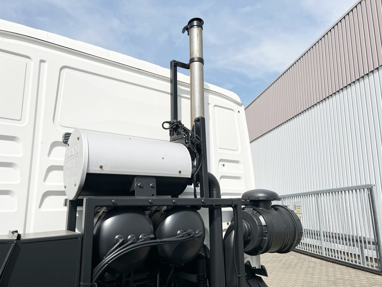 MAN TGL 12.210 4X2 BL TGL 12.210 4X2 BL - Грузовик-шасси: фото 3 MAN TGL 12.210 4X2 BL TGL 12.210 4X2 BL - Грузовик-шасси: фото 3