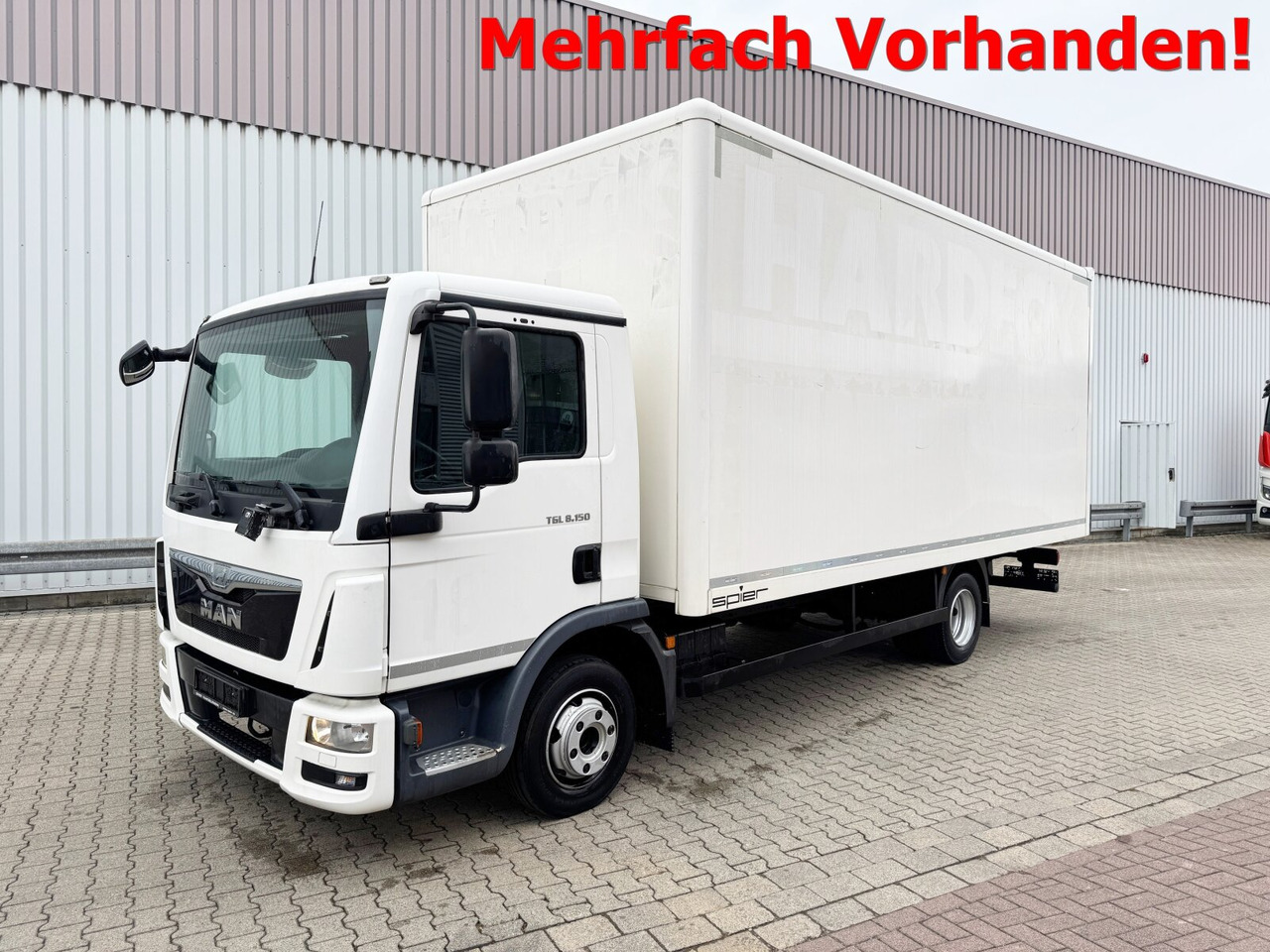 MAN TGL 8.150 4x2 BL TGL 8.150 4x2 BL, Möbelkoffer mit Rolltor - Грузовик с закрытым кузовом: фото 1 MAN TGL 8.150 4x2 BL TGL 8.150 4x2 BL, Möbelkoffer mit Rolltor - Грузовик с закрытым кузовом: фото 1