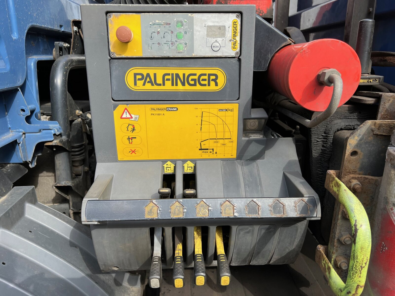 MAN TGM 15.250/340 4X2 BL TGM 15.250/340 4X2 BL mit Kran Palfinger PK 11001 - Автоманипулятор, Грузовик бортовой/ Платформа: фото 2 MAN TGM 15.250/340 4X2 BL TGM 15.250/340 4X2 BL mit Kran Palfinger PK 11001 - Автоманипулятор, Грузовик бортовой/ Платформа: фото 2