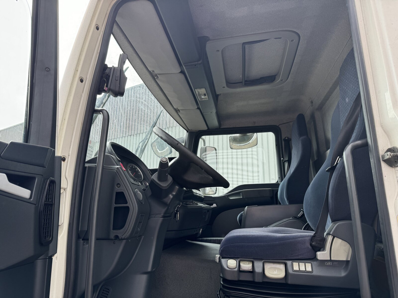 MAN TGM 18.280 4X2 BL TGM 18.280 4X2 BL, Esterer Tankaufbau ca. 13.910l, 2 Kammern - Грузовик-цистерна: фото 2 MAN TGM 18.280 4X2 BL TGM 18.280 4X2 BL, Esterer Tankaufbau ca. 13.910l, 2 Kammern - Грузовик-цистерна: фото 2