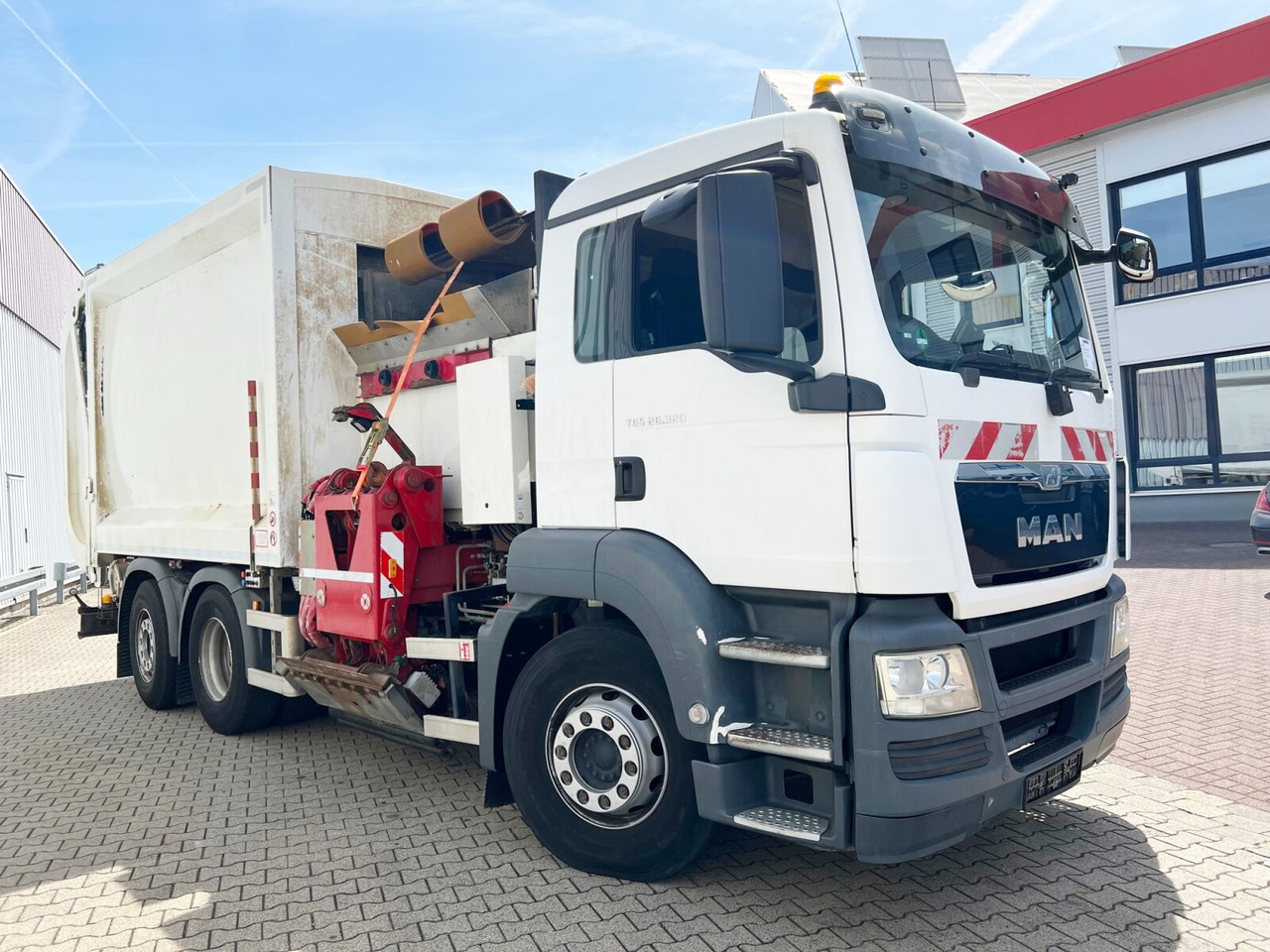 MAN TGS 26.320 6x2-4 LL TGS 26.320/400 6x2-4 LL, Rechtslenker, Retarder, Lift-/Lenkachse, VDL Translift Seitenlader - Мусоровоз: фото 1 MAN TGS 26.320 6x2-4 LL TGS 26.320/400 6x2-4 LL, Rechtslenker, Retarder, Lift-/Lenkachse, VDL Translift Seitenlader - Мусоровоз: фото 1