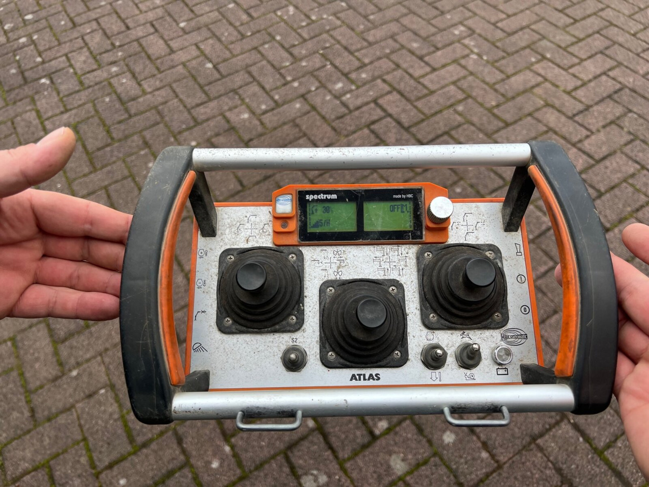 MAN TGS 26.360/400 6x2-4 BL TGS 26.360/400 6x2-4 BL, Lenk-/Lift, Kran Atlas AK 206.3E A5, Funk - Крюковой мультилифт, Автоманипулятор: фото 5 MAN TGS 26.360/400 6x2-4 BL TGS 26.360/400 6x2-4 BL, Lenk-/Lift, Kran Atlas AK 206.3E A5, Funk - Крюковой мультилифт, Автоманипулятор: фото 5