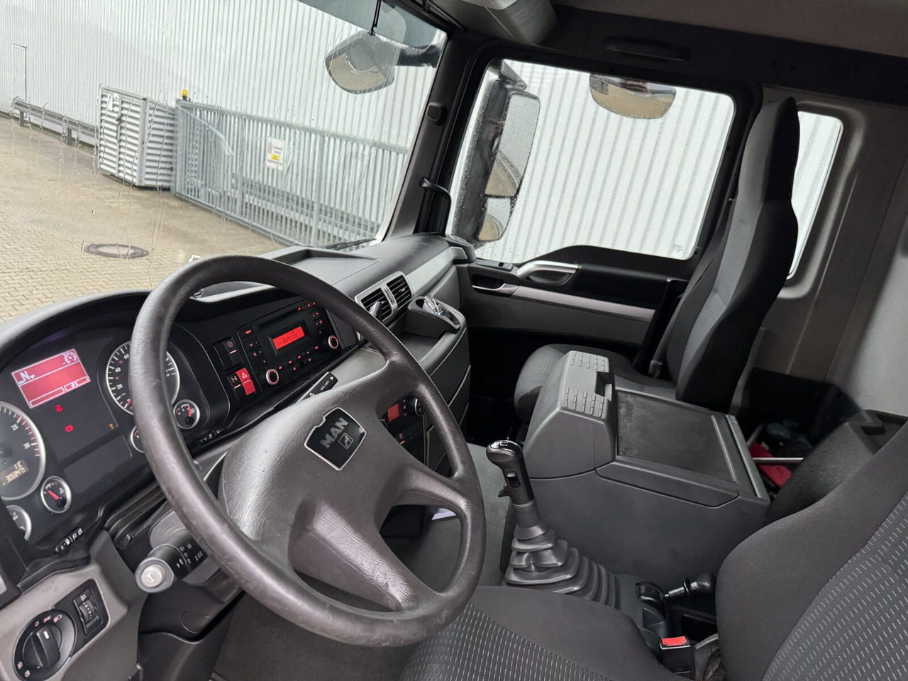 MAN TGS 26.360 6X2-2 BL TGS 26.360 6X2-2 BL, Liftachse - Грузовик бортовой/ Платформа: фото 2 MAN TGS 26.360 6X2-2 BL TGS 26.360 6X2-2 BL, Liftachse - Грузовик бортовой/ Платформа: фото 2