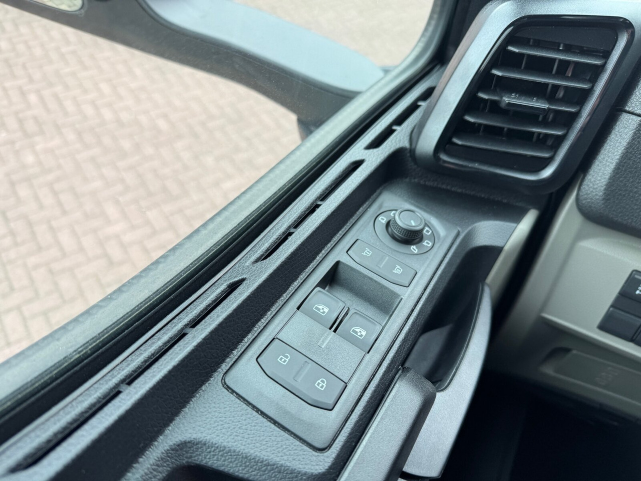 MAN TGS 33.440 BB 6x4 TGS 33.440 BB 6x4, Stahlmulde 12-16m³ - Внедорожный самосвал: фото 4 MAN TGS 33.440 BB 6x4 TGS 33.440 BB 6x4, Stahlmulde 12-16m³ - Внедорожный самосвал: фото 4