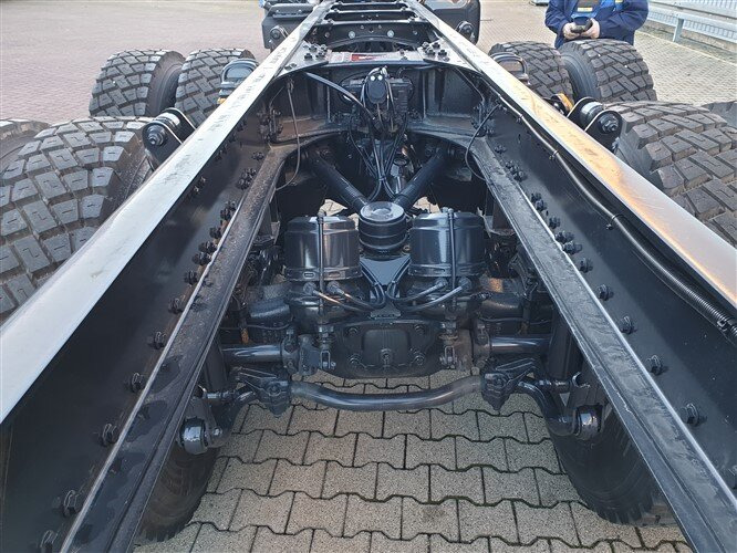 MAN TGS 41.480 8X6 BB TGS 41.480 8X6 BB - Внедорожный самосвал: фото 3 MAN TGS 41.480 8X6 BB TGS 41.480 8X6 BB - Внедорожный самосвал: фото 3