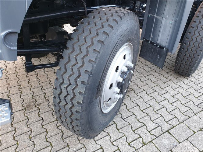 MAN TGS 41.480 8X6 BB TGS 41.480 8X6 BB - Грузовик-шасси: фото 2 MAN TGS 41.480 8X6 BB TGS 41.480 8X6 BB - Грузовик-шасси: фото 2