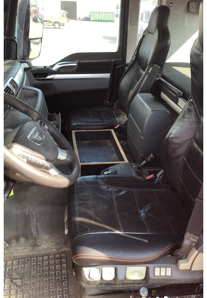 MAN TGS 41.480 8X8 BB TGS 41.480 8X8 BB, Bender Stahlmulde ca. 18m³, hydr. Heckklappe - Грузовик-шасси: фото 4 MAN TGS 41.480 8X8 BB TGS 41.480 8X8 BB, Bender Stahlmulde ca. 18m³, hydr. Heckklappe - Грузовик-шасси: фото 4