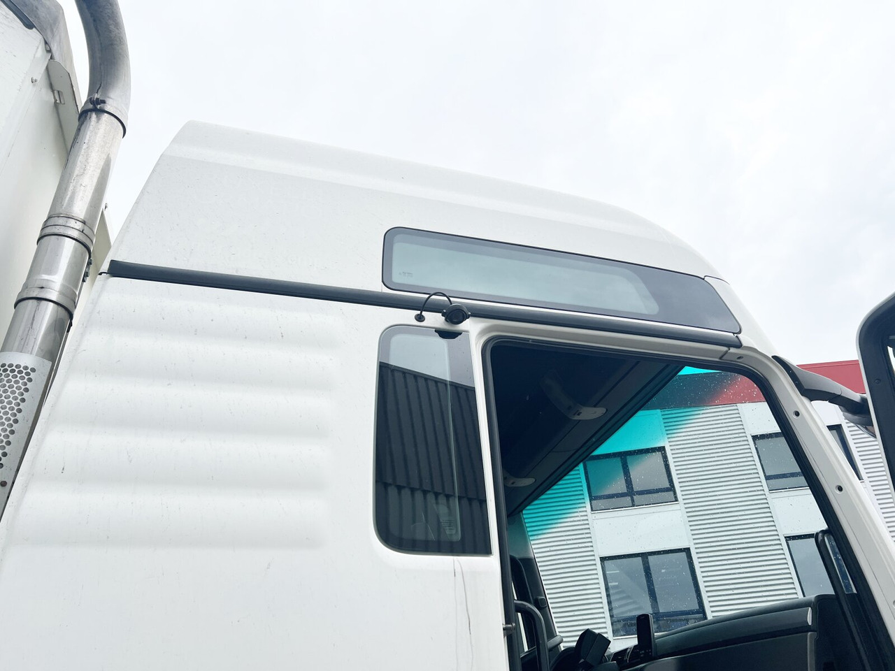 MAN TGX 18.400 4X2 BL TGX 18.400 4X2 BL, Fahrschule, 2x AHK, 6 Sitzer - Грузовик бортовой/ Платформа: фото 5 MAN TGX 18.400 4X2 BL TGX 18.400 4X2 BL, Fahrschule, 2x AHK, 6 Sitzer - Грузовик бортовой/ Платформа: фото 5