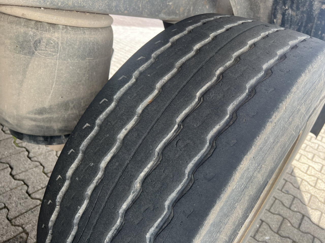 Meiller Meiller MZDA 18/2 Meiller MZDA 18/2, geteilte Bordwände - Самосвальный прицеп: фото 2 Meiller Meiller MZDA 18/2 Meiller MZDA 18/2, geteilte Bordwände - Самосвальный прицеп: фото 2