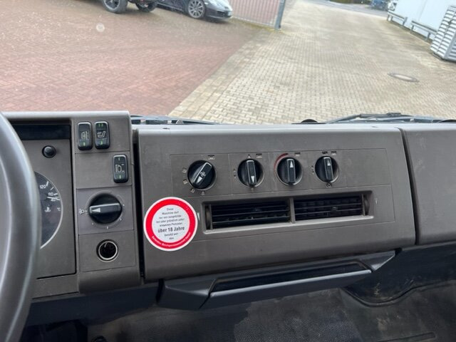 Mercedes-Benz 811 K 4x2 811 K 4x2 - Самосвал: фото 5 Mercedes-Benz 811 K 4x2 811 K 4x2 - Самосвал: фото 5