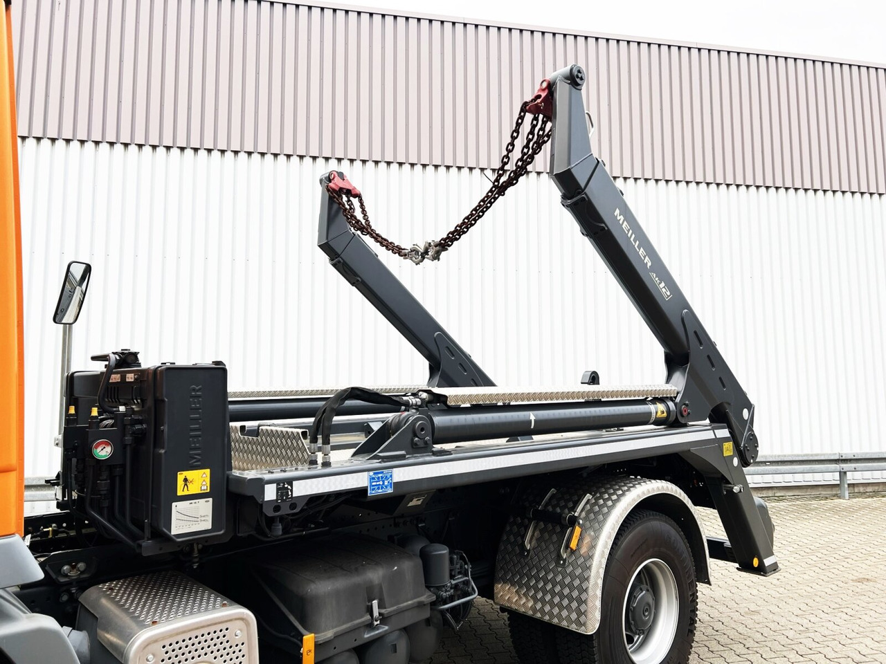 Mercedes-Benz Actros 2141 K 4x2 Actros 2141 K 4x2, Tele-Absetzer - Портальный бункеровоз: фото 2 Mercedes-Benz Actros 2141 K 4x2 Actros 2141 K 4x2, Tele-Absetzer - Портальный бункеровоз: фото 2