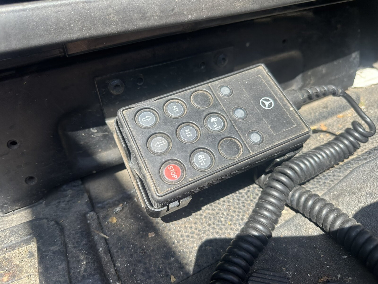 Грузовик-шасси Mercedes-Benz Actros 2532 L 6x2 Actros 2532/41 L 6x2, EEV, Lenkachse: фото 14 Грузовик-шасси Mercedes-Benz Actros 2532 L 6x2 Actros 2532/41 L 6x2, EEV, Lenkachse: фото 14