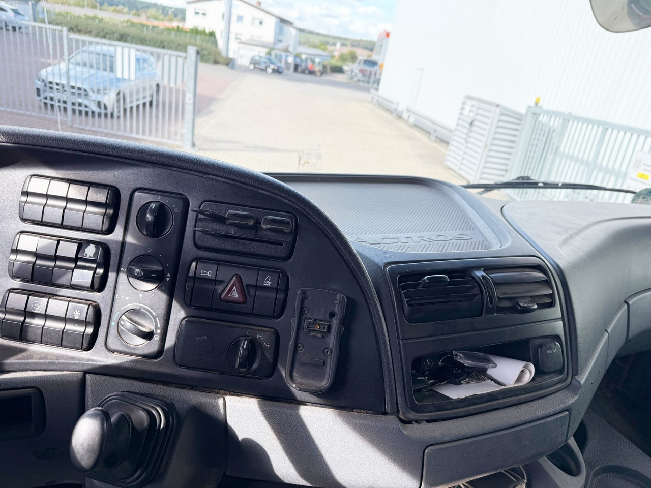 Mercedes-Benz Actros 2646 K 6x4 Actros 2646 K 6x4, Retarder - Грузовик-шасси: фото 2 Mercedes-Benz Actros 2646 K 6x4 Actros 2646 K 6x4, Retarder - Грузовик-шасси: фото 2