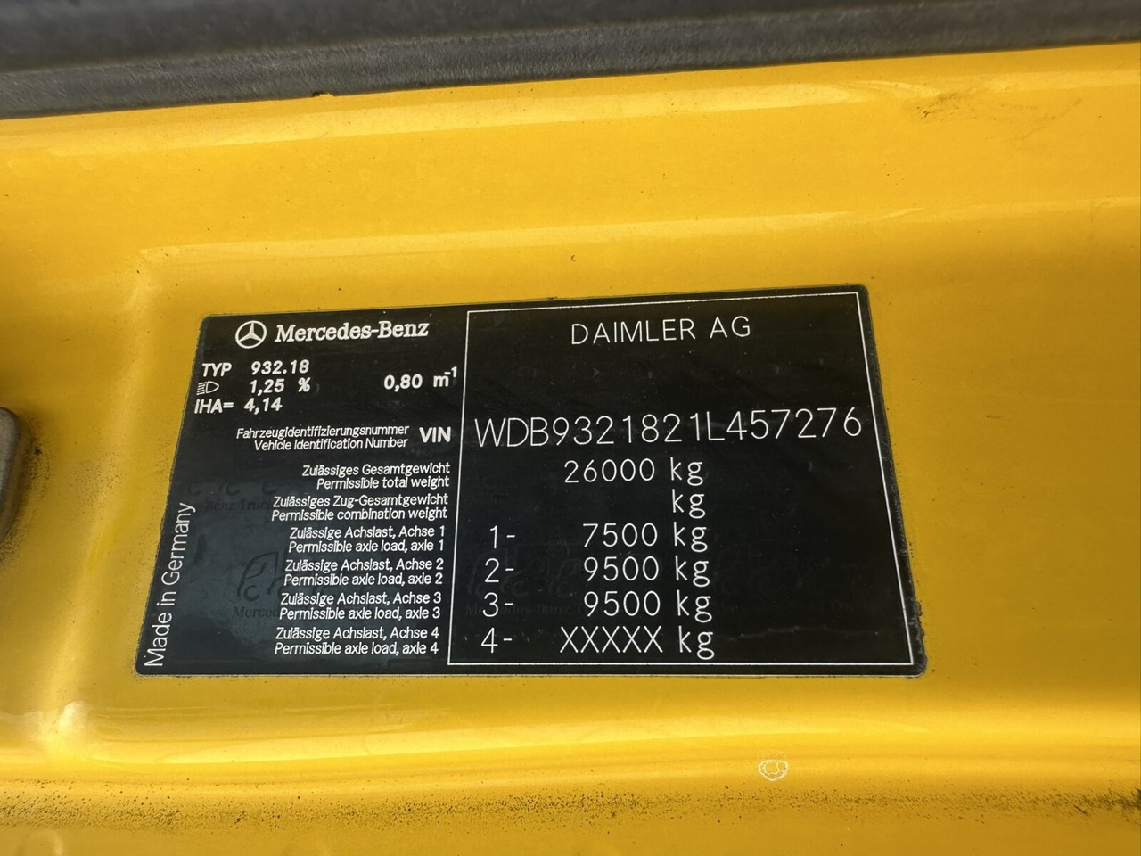 Mercedes-Benz Actros 3348 AK 6x6 Actros 3348 AK 6x6, Bordmatik links - Самосвал: фото 4 Mercedes-Benz Actros 3348 AK 6x6 Actros 3348 AK 6x6, Bordmatik links - Самосвал: фото 4