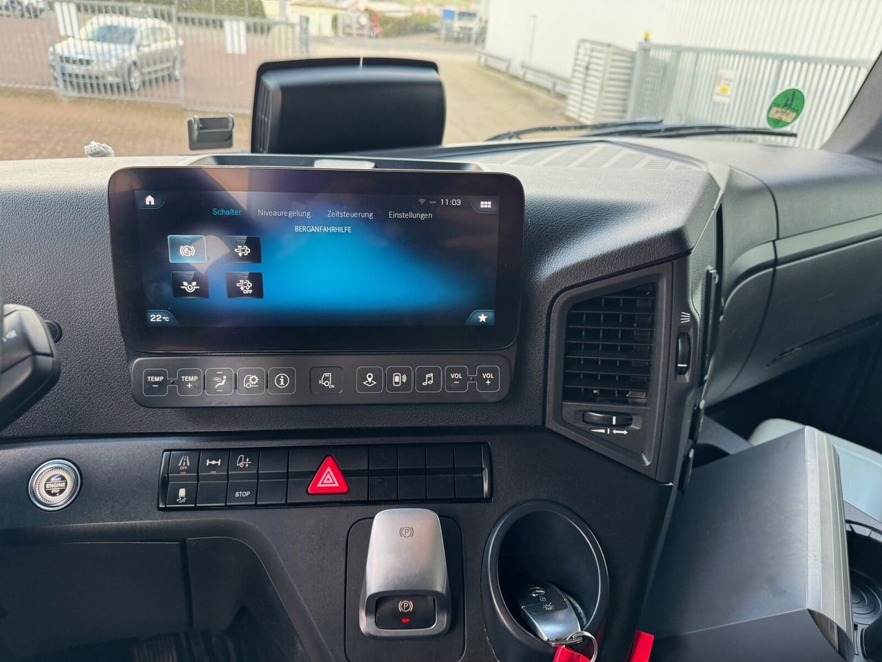 Mercedes-Benz Arocs 1840 L 4x2 Arocs 1840 L 4x2, Kran Palfinger PK12001L, Hochstand - Автоманипулятор: фото 5 Mercedes-Benz Arocs 1840 L 4x2 Arocs 1840 L 4x2, Kran Palfinger PK12001L, Hochstand - Автоманипулятор: фото 5