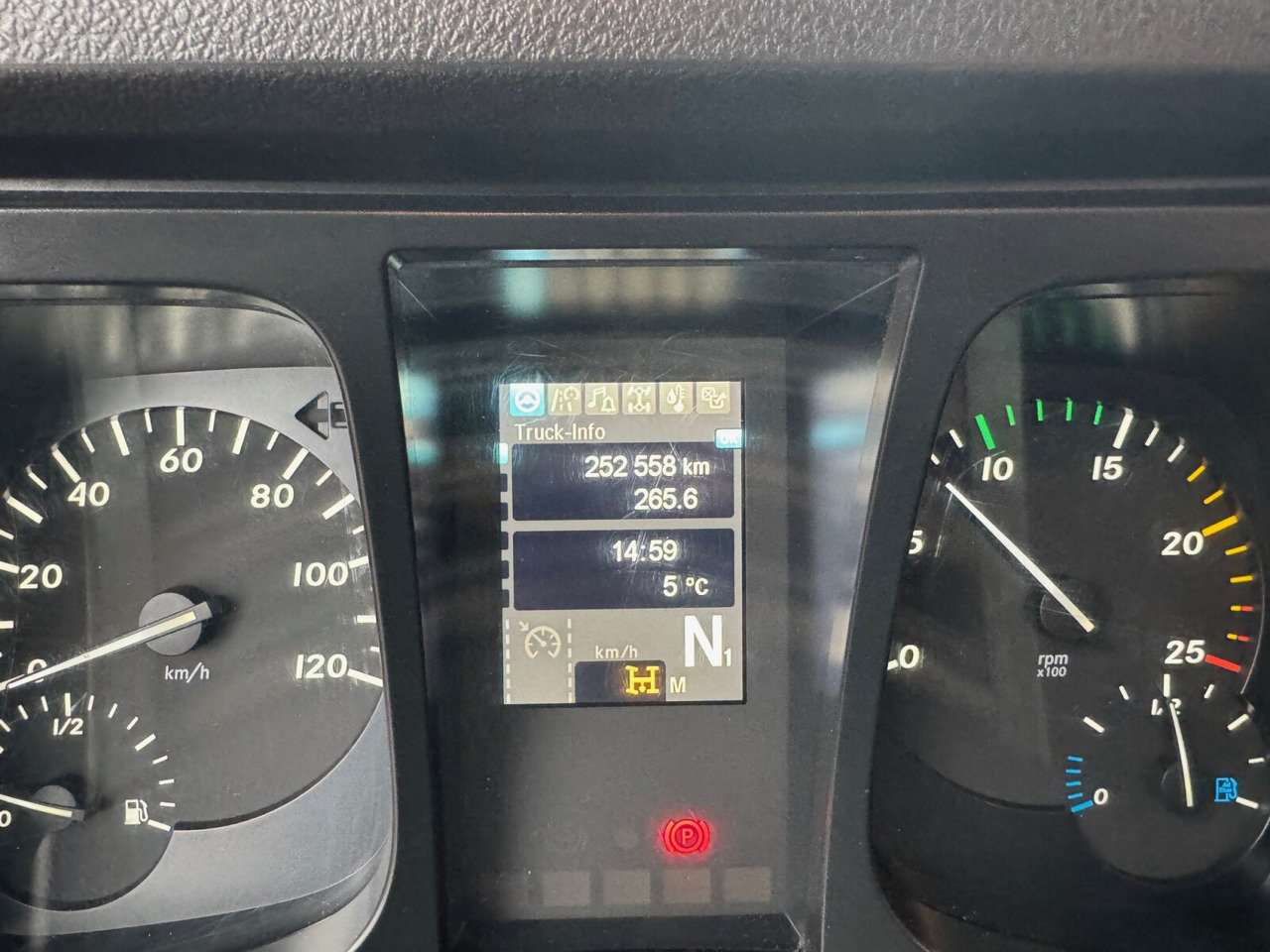 Mercedes-Benz Arocs 2642 6x4 Arocs 2642 6x4 mit Heckkran Atlas AK 186.3 V-2 - Автоманипулятор, Грузовик бортовой/ Платформа: фото 5 Mercedes-Benz Arocs 2642 6x4 Arocs 2642 6x4 mit Heckkran Atlas AK 186.3 V-2 - Автоманипулятор, Грузовик бортовой/ Платформа: фото 5