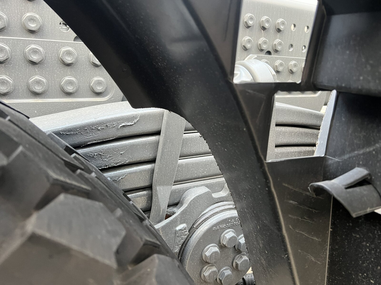 Mercedes-Benz Arocs 4151 AK 8x8/4 Arocs 4151 AK 8x8/4, Grounder, Meiller Stahlmulde 18m³ - Внедорожный самосвал: фото 3 Mercedes-Benz Arocs 4151 AK 8x8/4 Arocs 4151 AK 8x8/4, Grounder, Meiller Stahlmulde 18m³ - Внедорожный самосвал: фото 3