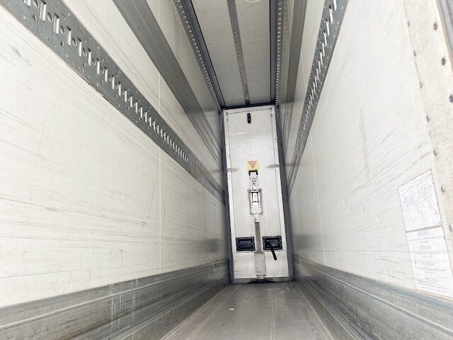 Рефрижератор Mercedes-Benz Atego 1323 L 4x2 Atego 1323 L 4x2 Kühlkoffer, Carrier, Trennwand, LBW: фото 12 Рефрижератор Mercedes-Benz Atego 1323 L 4x2 Atego 1323 L 4x2 Kühlkoffer, Carrier, Trennwand, LBW: фото 12