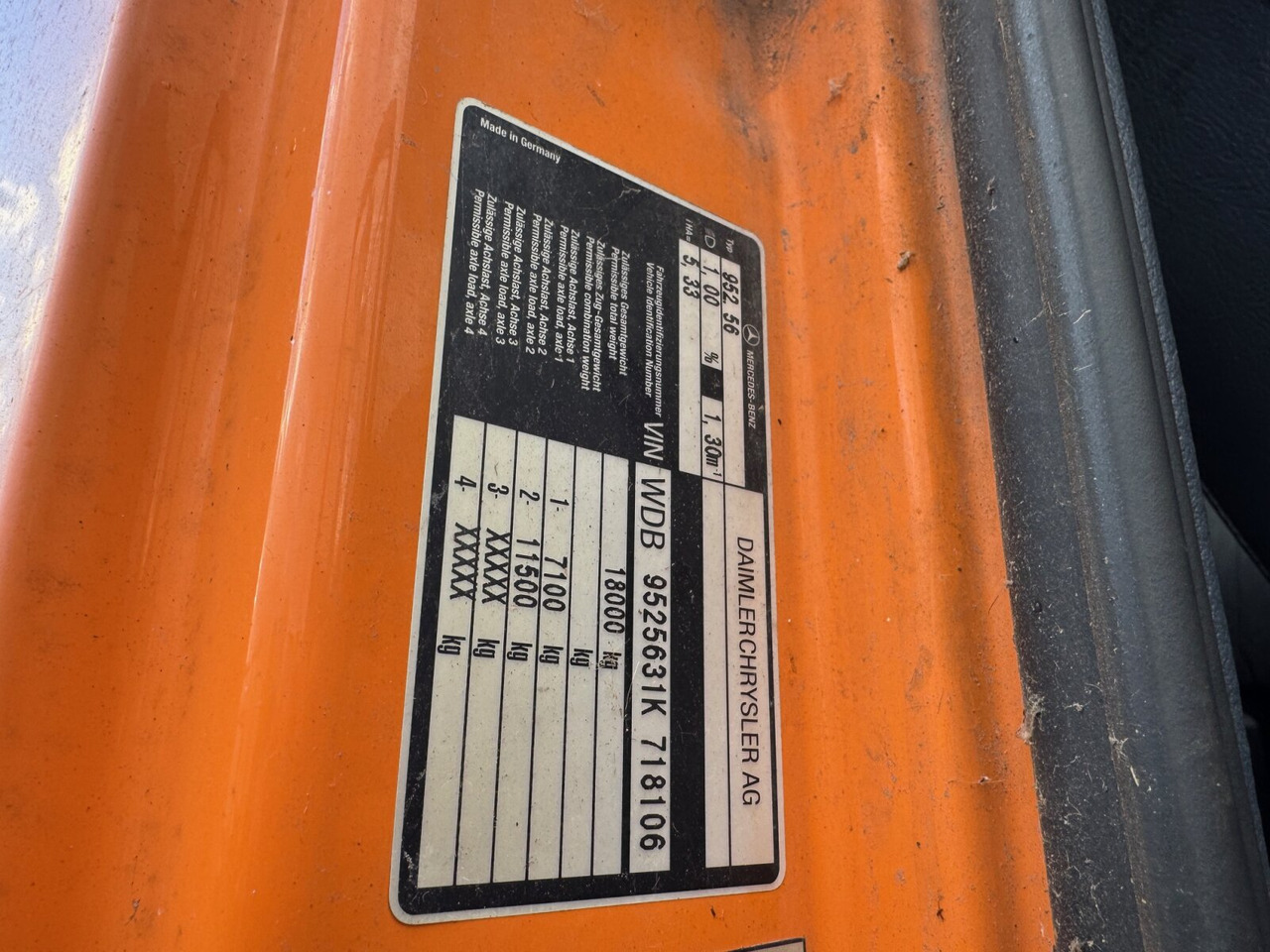 Mercedes-Benz Atego 1828 4x4 Atego 1828 4x4, Tele-Absetzer, Winterdienstausstattung - Портальный бункеровоз: фото 3 Mercedes-Benz Atego 1828 4x4 Atego 1828 4x4, Tele-Absetzer, Winterdienstausstattung - Портальный бункеровоз: фото 3