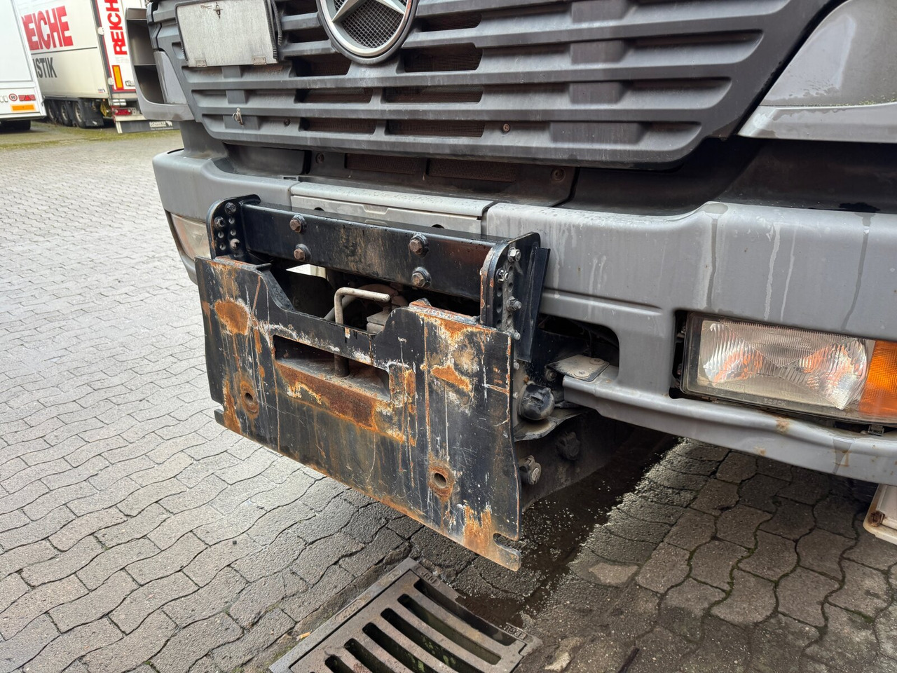 Mercedes-Benz Atego 1828 4x4 Atego 1828 4x4, Tele-Absetzer, Winterdienstausstattung - Портальный бункеровоз: фото 4 Mercedes-Benz Atego 1828 4x4 Atego 1828 4x4, Tele-Absetzer, Winterdienstausstattung - Портальный бункеровоз: фото 4