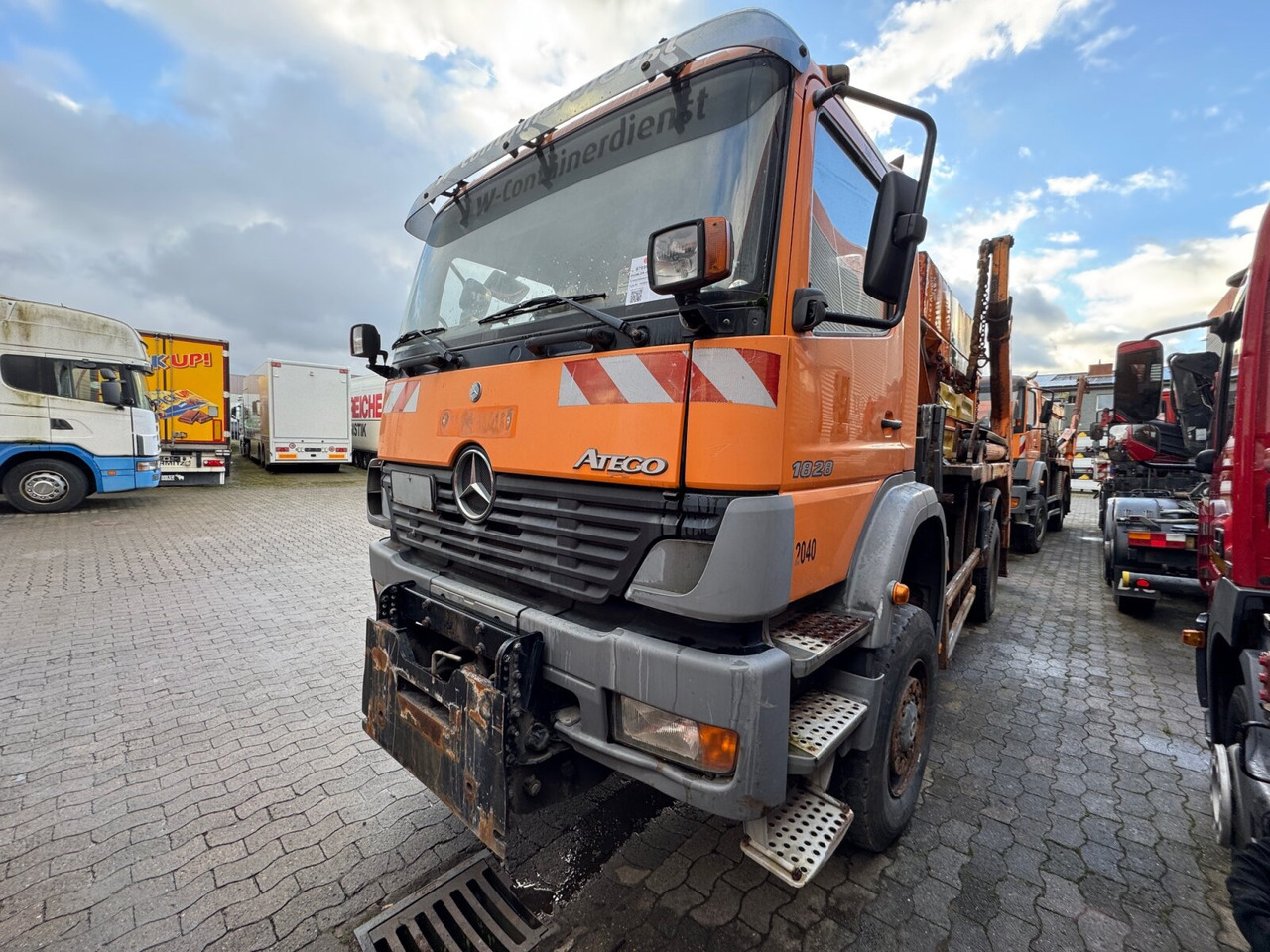 Mercedes-Benz Atego 1828 4x4 Atego 1828 4x4, Tele-Absetzer, Winterdienstausstattung - Портальный бункеровоз: фото 5 Mercedes-Benz Atego 1828 4x4 Atego 1828 4x4, Tele-Absetzer, Winterdienstausstattung - Портальный бункеровоз: фото 5