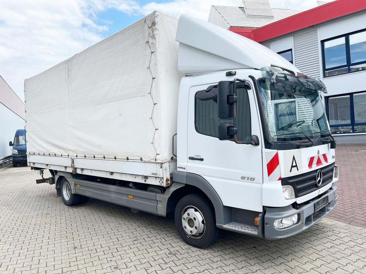 Mercedes-Benz Atego 818 L 4x2 Atego 818 L 4x2 mit LBW BÄR в лизинг Mercedes-Benz Atego 818 L 4x2 Atego 818 L 4x2 mit LBW BÄR: фото 7 Mercedes-Benz Atego 818 L 4x2 Atego 818 L 4x2 mit LBW BÄR в лизинг Mercedes-Benz Atego 818 L 4x2 Atego 818 L 4x2 mit LBW BÄR: фото 7