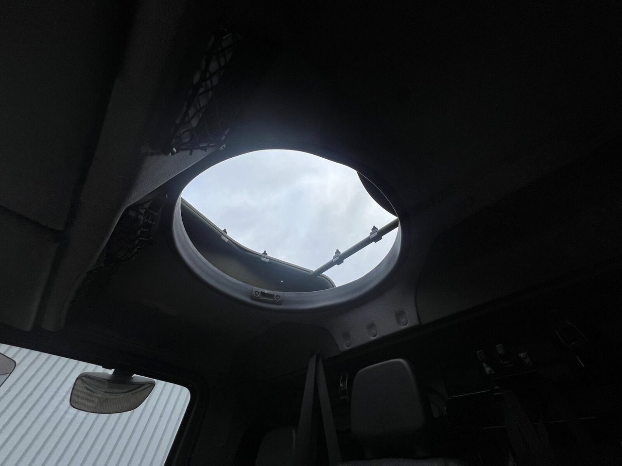 Mercedes-Benz Axor 1829 A 4x4 Axor 1829 A 4x4, Ex- - Грузовик бортовой/ Платформа: фото 5 Mercedes-Benz Axor 1829 A 4x4 Axor 1829 A 4x4, Ex- - Грузовик бортовой/ Платформа: фото 5