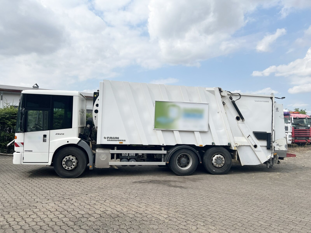 Mercedes-Benz Econic 2629 L/NLA 6x2/4, Ersatzteilspender! Econic 2629 L/NLA 6x2/4, EEV, Lenkachse, FAUN Variopress 522, Zöller-Schüttung, Ersatzteilspender! - Мусоровоз: фото 3 Mercedes-Benz Econic 2629 L/NLA 6x2/4, Ersatzteilspender! Econic 2629 L/NLA 6x2/4, EEV, Lenkachse, FAUN Variopress 522, Zöller-Schüttung, Ersatzteilspender! - Мусоровоз: фото 3