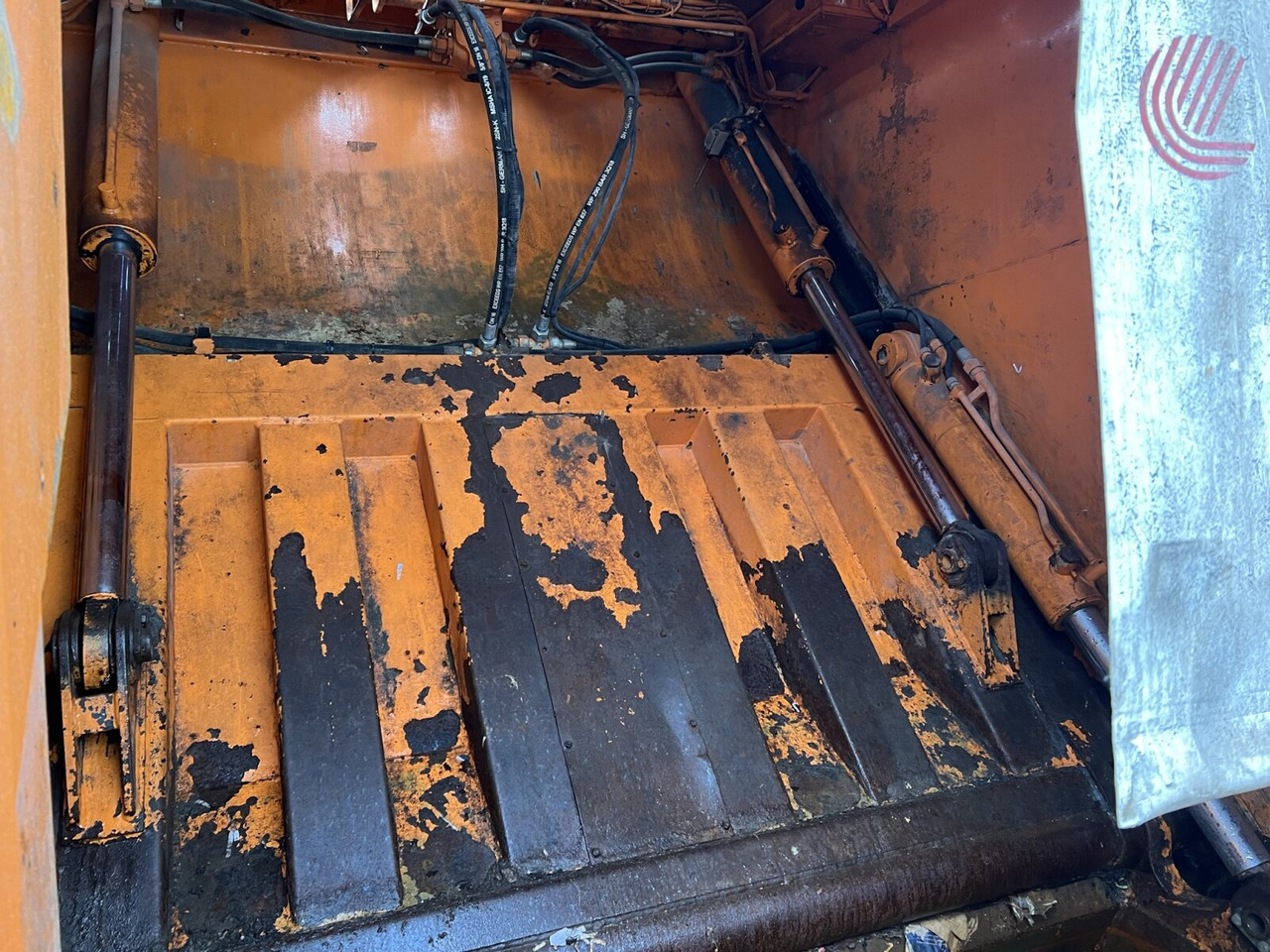 Mercedes-Benz Econic 2629 LL 6x2/4 NLA Econic 2629 LL 6x2/4 NLA, EEV, Lenkachse, Haller X2C, Zöller-Schüttung - Мусоровоз: фото 3 Mercedes-Benz Econic 2629 LL 6x2/4 NLA Econic 2629 LL 6x2/4 NLA, EEV, Lenkachse, Haller X2C, Zöller-Schüttung - Мусоровоз: фото 3