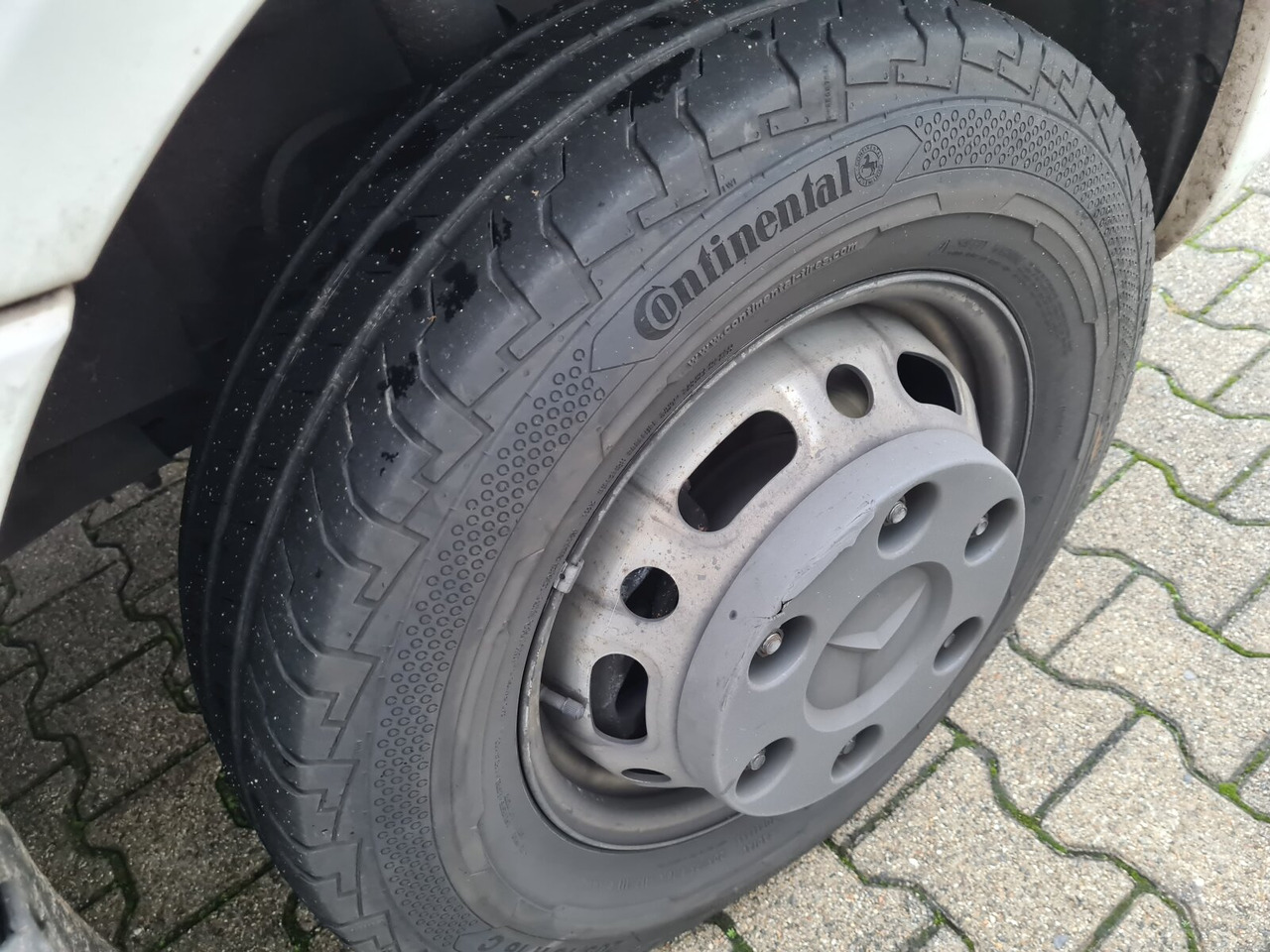 Mercedes-Benz Sprinter 516 CDI 4x2 Sprinter 516 CDI 4x2, Rettungswagen - Цельнометаллический фургон: фото 3 Mercedes-Benz Sprinter 516 CDI 4x2 Sprinter 516 CDI 4x2, Rettungswagen - Цельнометаллический фургон: фото 3