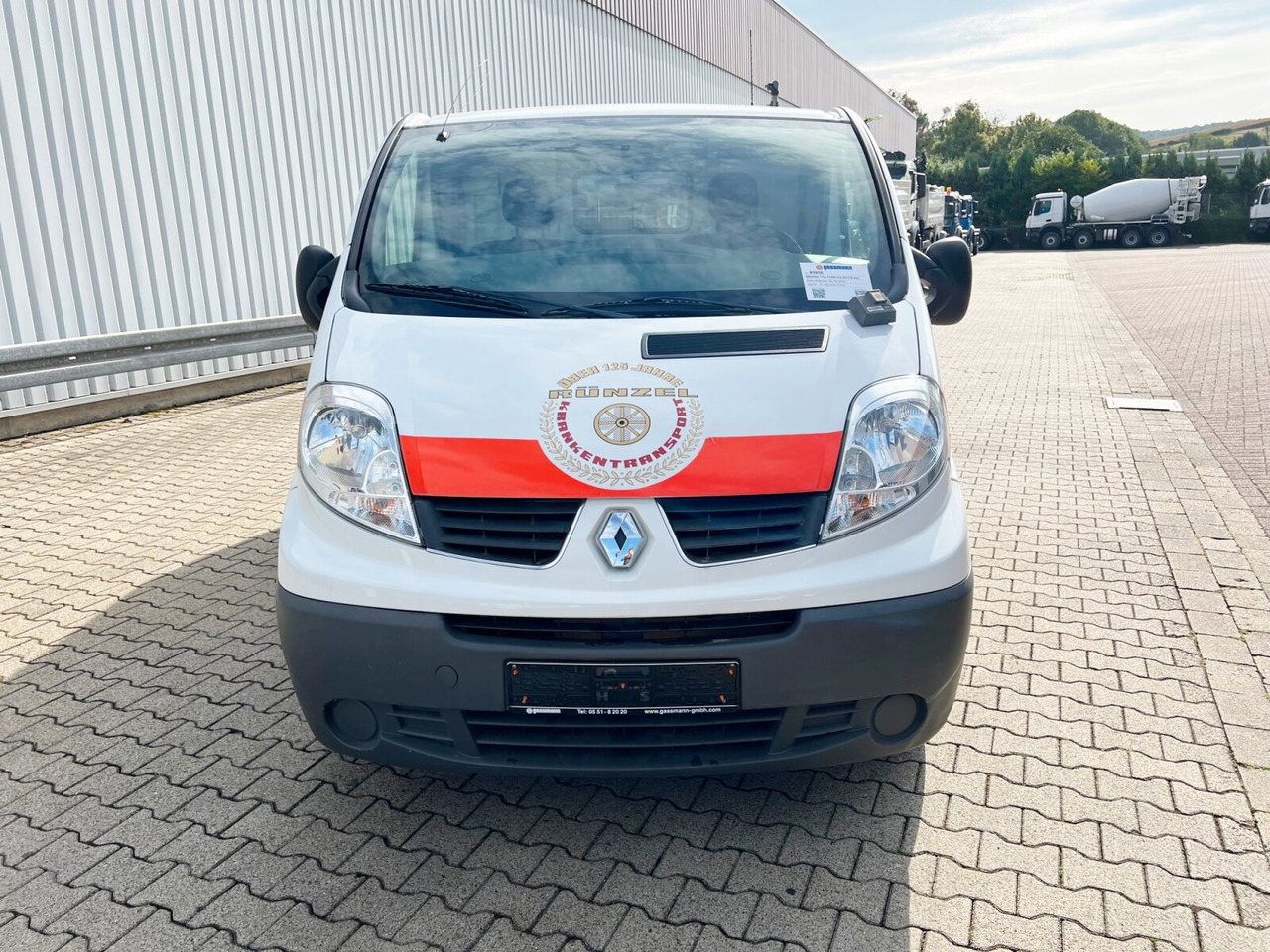 Машина скорой помощи Renault Trafik 2.0 dCi115 4x2 Trafik 2.0 dCi115 4x2, Krankentransporter: фото 8 Машина скорой помощи Renault Trafik 2.0 dCi115 4x2 Trafik 2.0 dCi115 4x2, Krankentransporter: фото 8