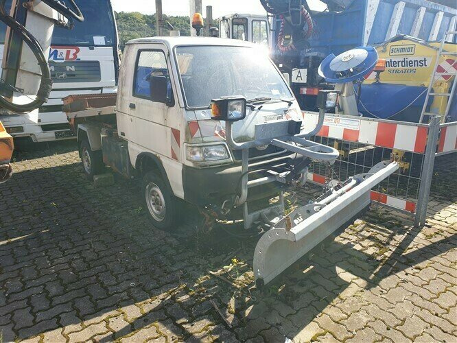 S 85 4x4 PFAU S 85 4x4 - Снегоуборочная машина, Фургон: фото 1 S 85 4x4 PFAU S 85 4x4 - Снегоуборочная машина, Фургон: фото 1