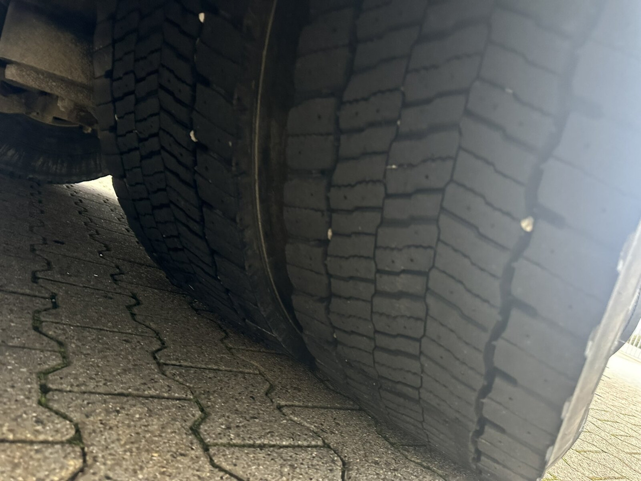 Scania G 450 / 6x2/4 G 450 /6x2/4, Meiller AK 16 MTG, Funk, Teleskop - Портальный бункеровоз: фото 4 Scania G 450 / 6x2/4 G 450 /6x2/4, Meiller AK 16 MTG, Funk, Teleskop - Портальный бункеровоз: фото 4