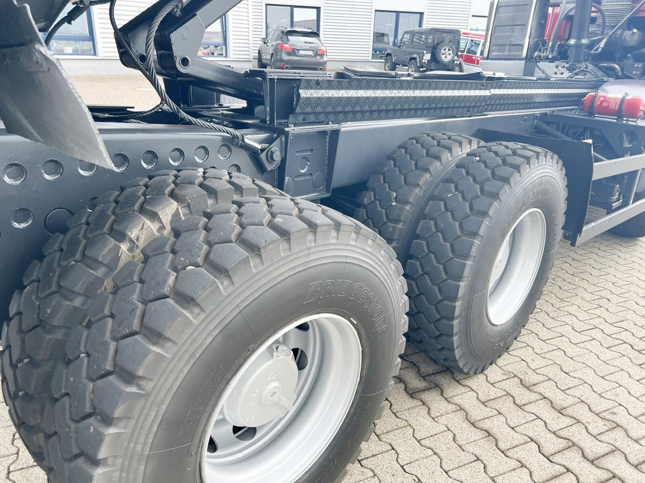 Tatra Phoenix 8x8 Phoenix 8x8, Stahlmulde ca. 22m³, hydr. Heckklappe - Внедорожный самосвал: фото 4 Tatra Phoenix 8x8 Phoenix 8x8, Stahlmulde ca. 22m³, hydr. Heckklappe - Внедорожный самосвал: фото 4