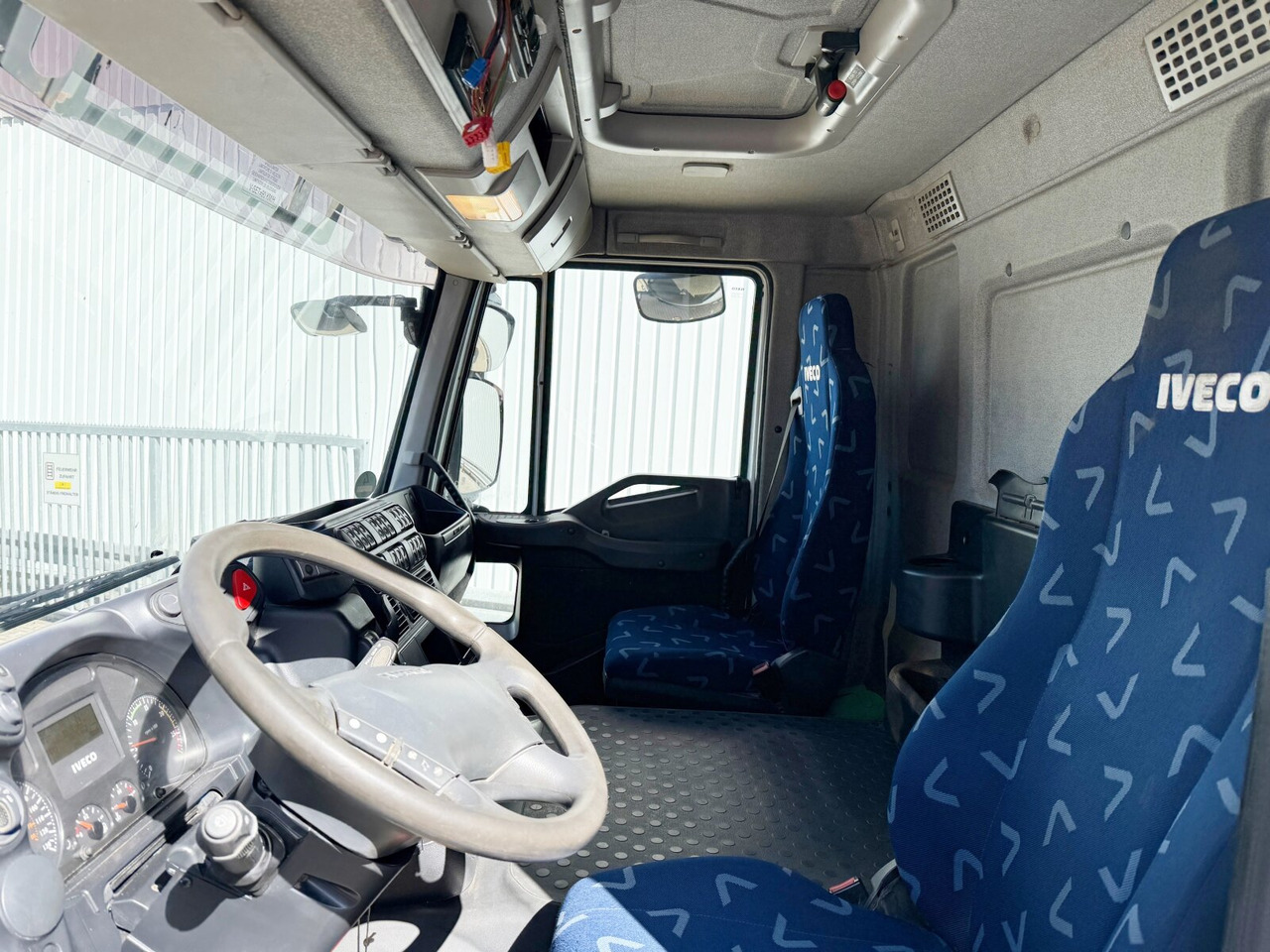 Trakker AD260T41/P 6x4 Trakker AD260T41/P 6x4, EEV, VDL S-21-5200 - Крюковой мультилифт: фото 2 Trakker AD260T41/P 6x4 Trakker AD260T41/P 6x4, EEV, VDL S-21-5200 - Крюковой мультилифт: фото 2