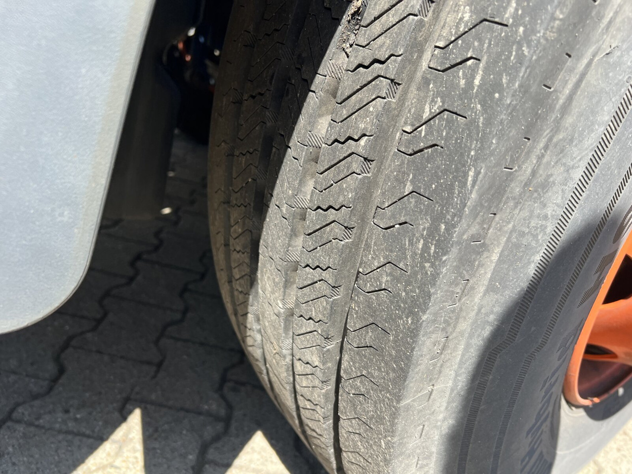 MAN TGX 26.500 6X2/4 BLS TGX 26.500 6X2/4 BLS, Intarder, Vorlauflenk-/lift, XXL-Fahrerhaus, 70t - Тягач: фото 3 MAN TGX 26.500 6X2/4 BLS TGX 26.500 6X2/4 BLS, Intarder, Vorlauflenk-/lift, XXL-Fahrerhaus, 70t - Тягач: фото 3