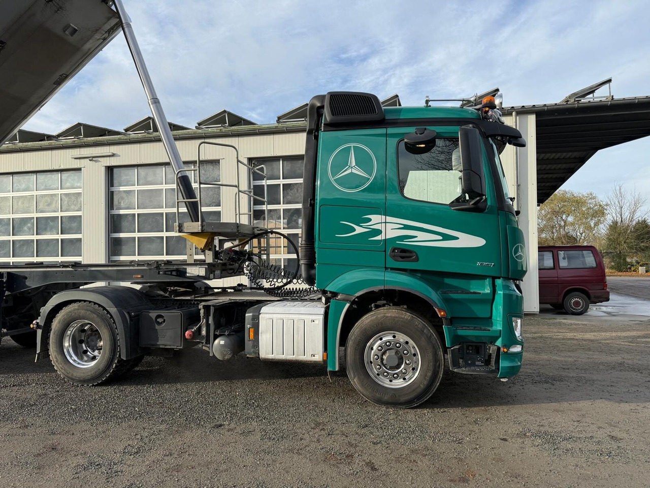 Mercedes-Benz Actros 1851 LS 4x4 HAD Actros 1851 LS 4x4 HAD, Hydraulik, Navi, MultimediaCockpit - Тягач: фото 3 Mercedes-Benz Actros 1851 LS 4x4 HAD Actros 1851 LS 4x4 HAD, Hydraulik, Navi, MultimediaCockpit - Тягач: фото 3