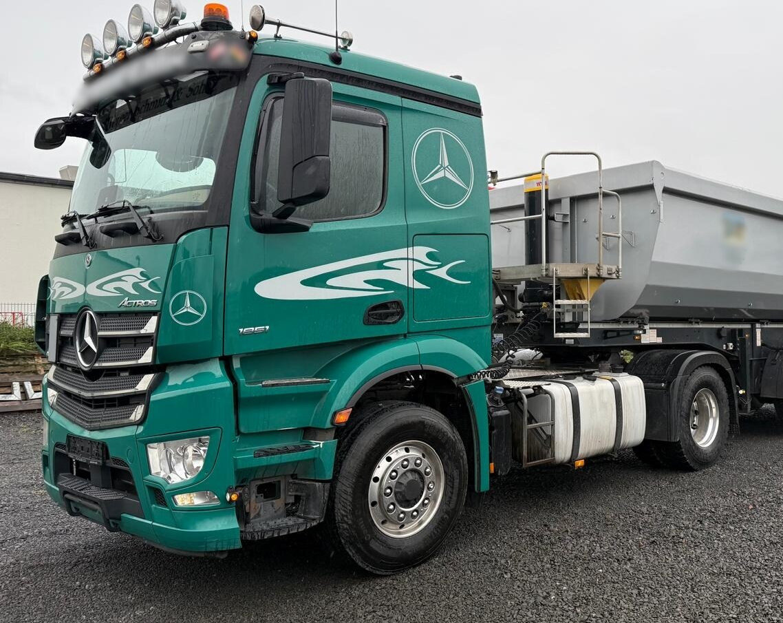 Mercedes-Benz Actros 1851 LS 4x4 HAD Actros 1851 LS 4x4 HAD, Hydraulik, Navi, MultimediaCockpit - Тягач: фото 1 Mercedes-Benz Actros 1851 LS 4x4 HAD Actros 1851 LS 4x4 HAD, Hydraulik, Navi, MultimediaCockpit - Тягач: фото 1