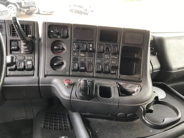 Scania R124 L 420 4x2 R124 L 420 4x2, Retarder, Hydraulik - Тягач: фото 5 Scania R124 L 420 4x2 R124 L 420 4x2, Retarder, Hydraulik - Тягач: фото 5