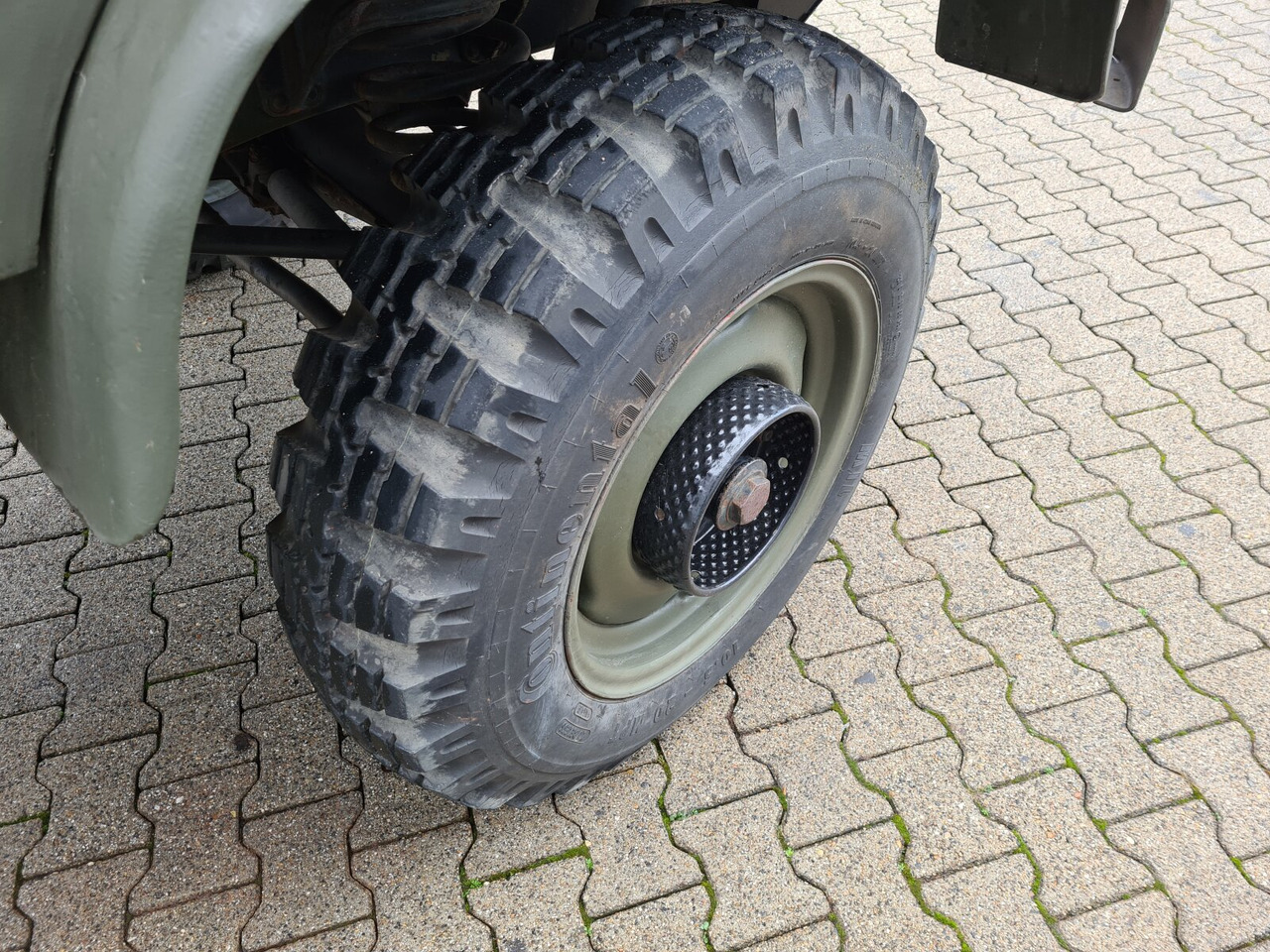 Unimog 404 4x4 S Cabrio 404 4x4 S Cabrio, Benziner - Грузовик бортовой/ Платформа: фото 2 Unimog 404 4x4 S Cabrio 404 4x4 S Cabrio, Benziner - Грузовик бортовой/ Платформа: фото 2