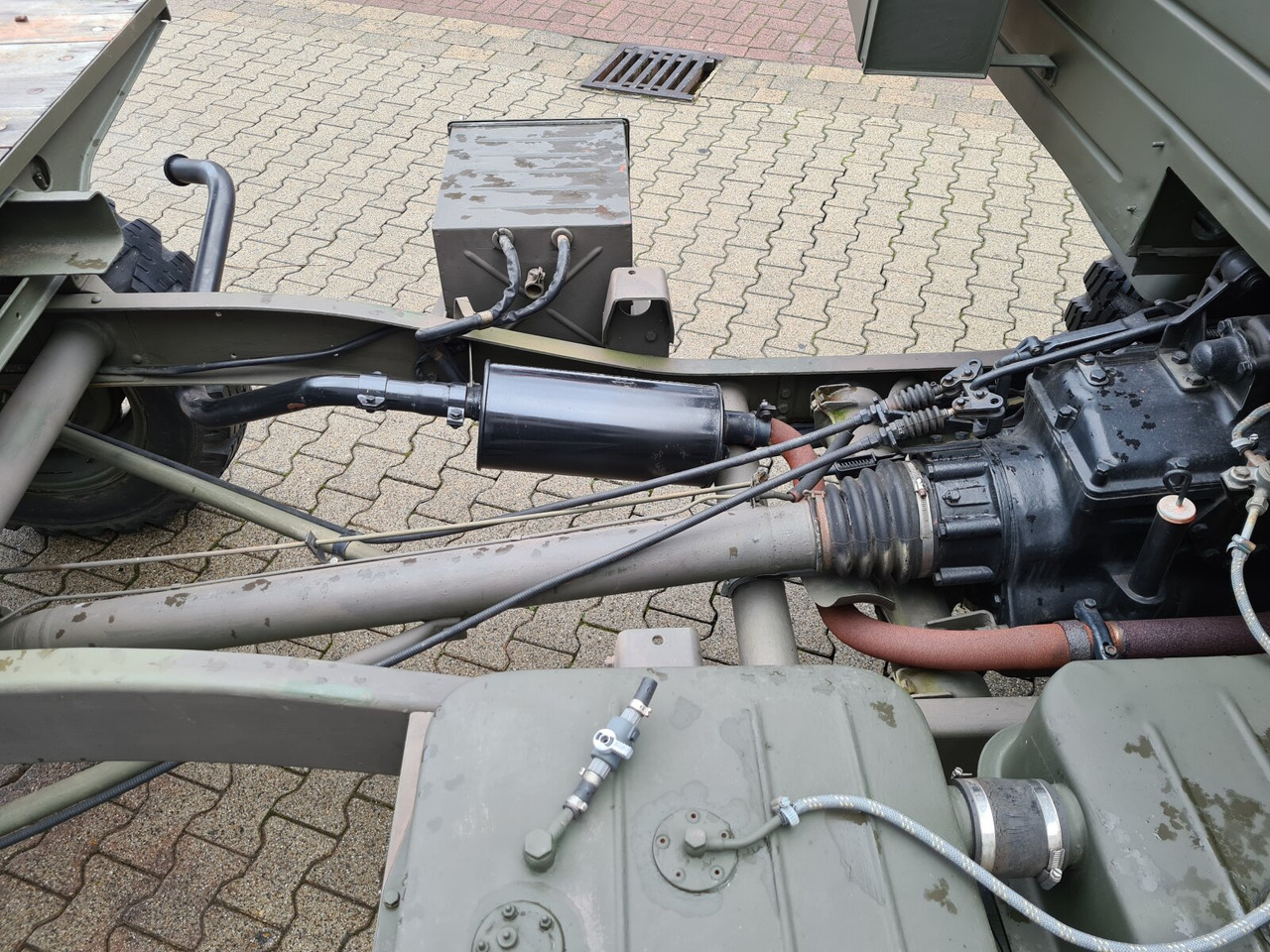 Unimog 404 4x4 S Cabrio 404 4x4 S Cabrio, Benziner - Грузовик бортовой/ Платформа: фото 4 Unimog 404 4x4 S Cabrio 404 4x4 S Cabrio, Benziner - Грузовик бортовой/ Платформа: фото 4