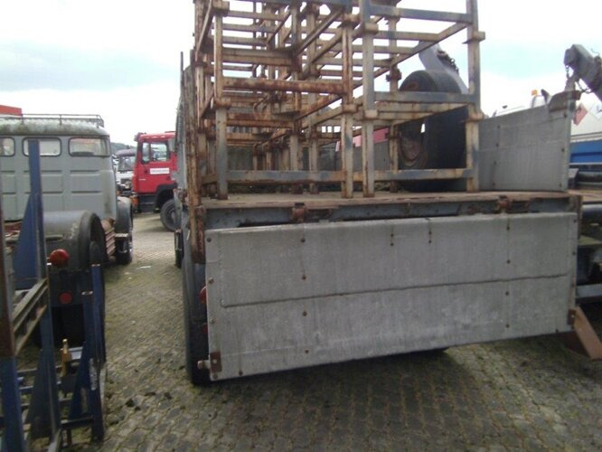 V5 4x2 Saurer V5 4x2 - Самосвал: фото 3 V5 4x2 Saurer V5 4x2 - Самосвал: фото 3