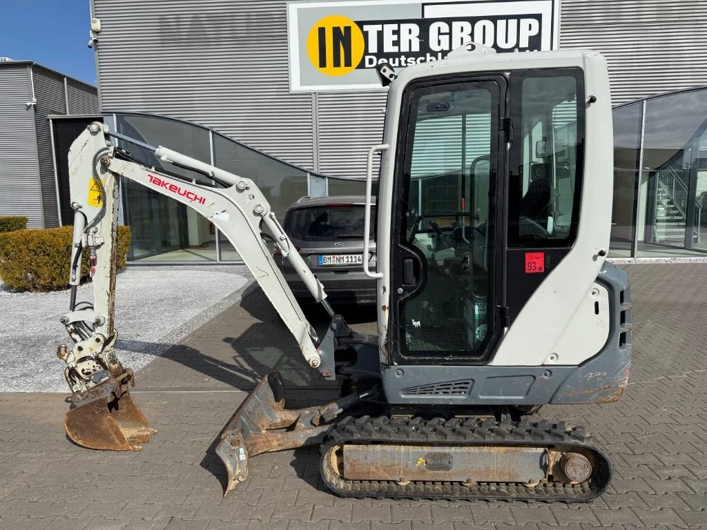 Takeuchi TB 216 Powertilt - Мини-экскаватор: фото 1 Takeuchi TB 216 Powertilt - Мини-экскаватор: фото 1
