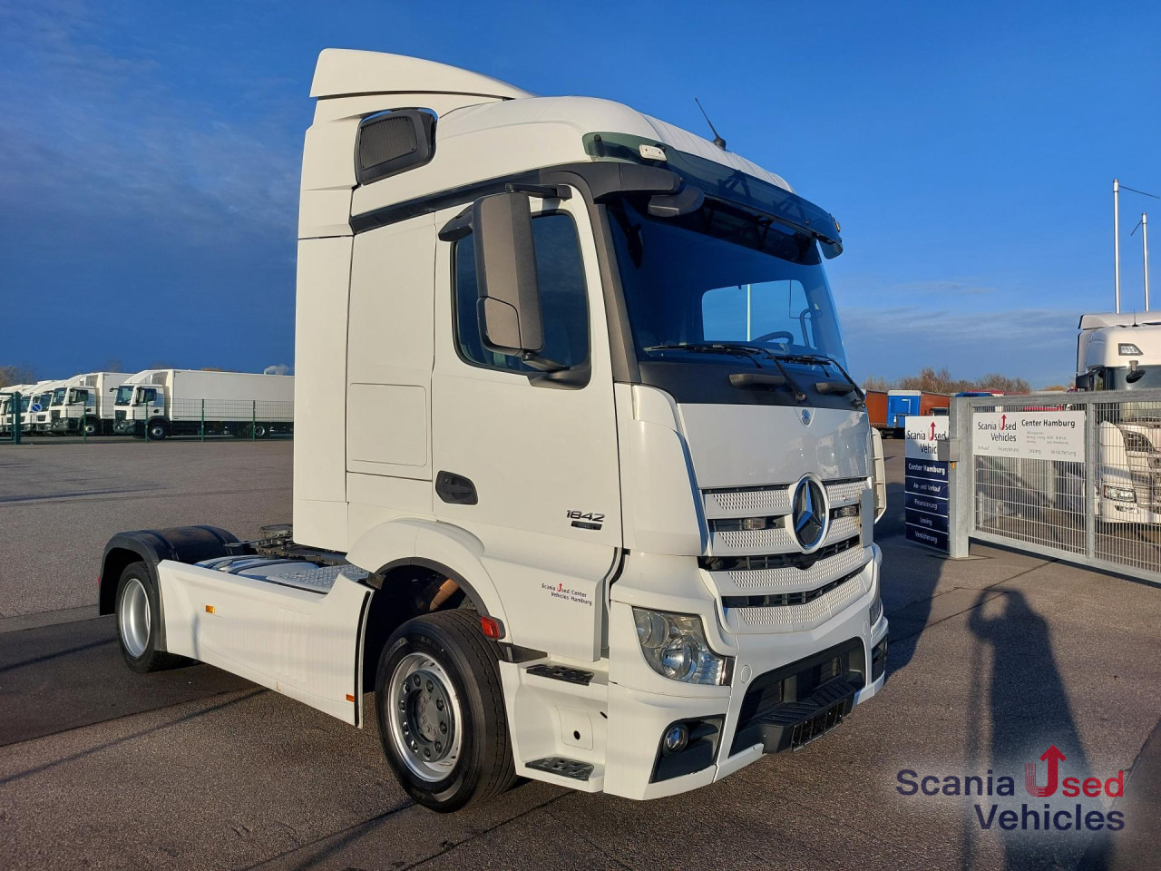 MERCEDES-BENZ Actros 1842 !!!!!TOP Zustand !!!!! - Тягач: фото 1 MERCEDES-BENZ Actros 1842 !!!!!TOP Zustand !!!!! - Тягач: фото 1