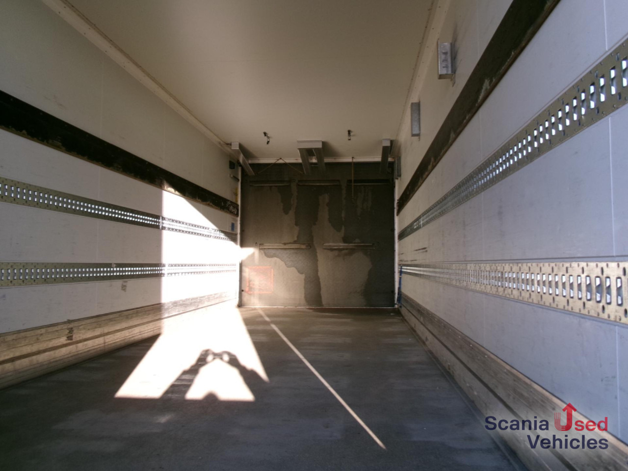 Walther Durchlader mit LBW Palfinger/MBB 2,0T - Прицеп-фургон: фото 2 Walther Durchlader mit LBW Palfinger/MBB 2,0T - Прицеп-фургон: фото 2