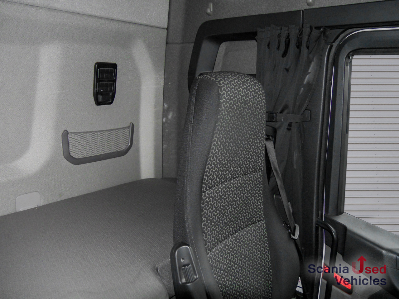 SCANIA R 410 G A4x2NA - LNG - - Тягач: фото 2 SCANIA R 410 G A4x2NA - LNG - - Тягач: фото 2